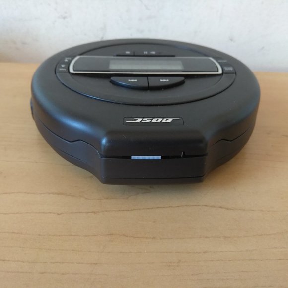 Bose PM-1 Portable CD Player - Picture 6 of 9